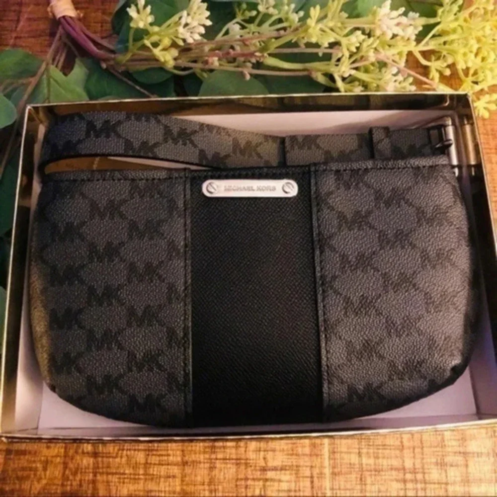 Michael Kors MK Logo Leather Adjustable Belt Bag Fanny Pack L/XL NWT